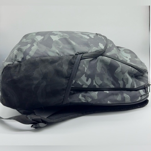 nike brasilia 7 xl backpack camo – X-Large CK0942-021 The Nike Brasilia Camo Backpack Nike Brasilia Medium Camo Training